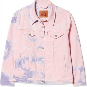 Levi’s Denim Trucker Jacket